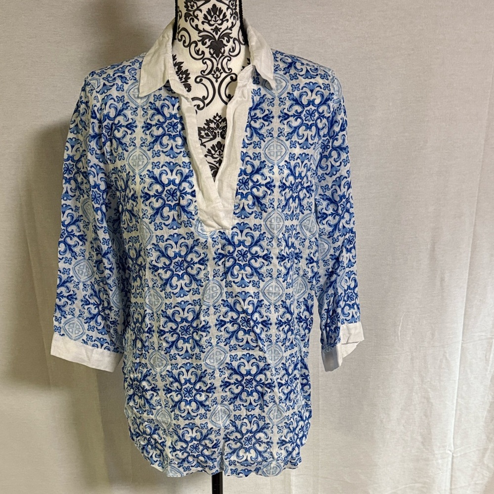 Isaac Mizrahi Linen Blue and White Pattern Tunic EUC Size Medium